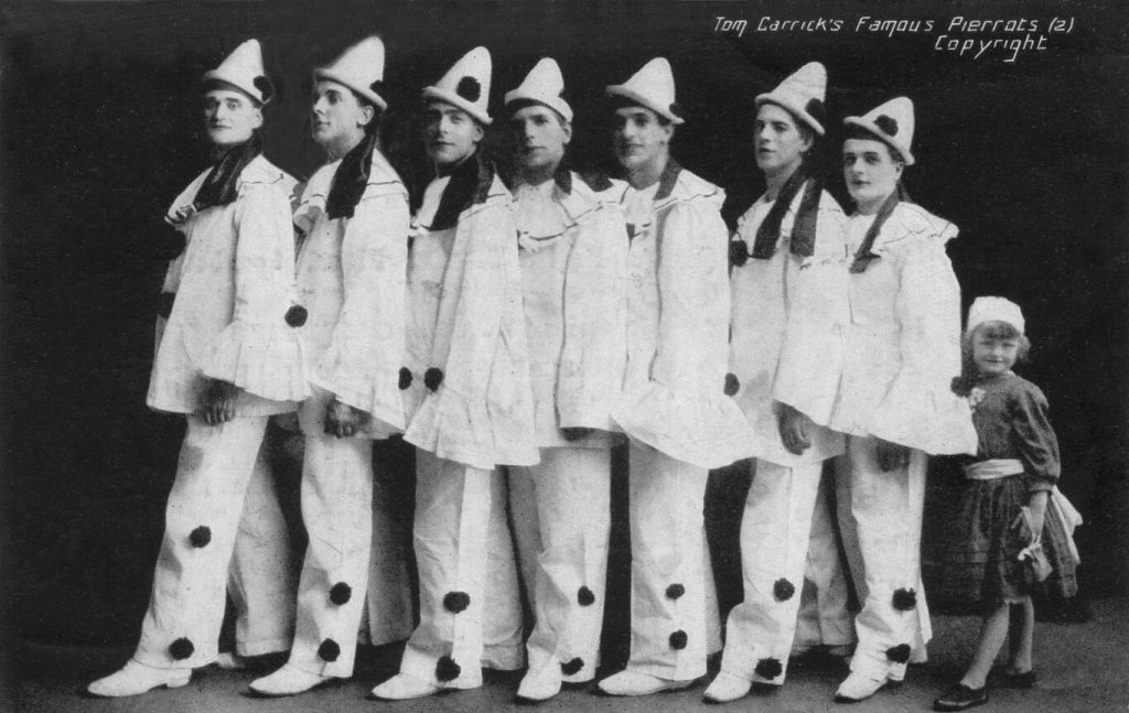 Pierrot troupe, North Yorkshire c. 1905